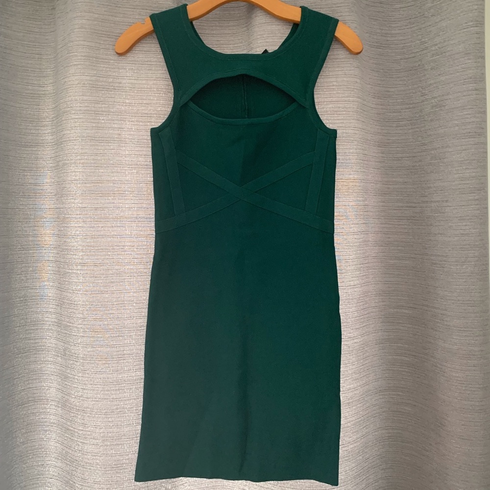 DARK GREEN DRESS NEVER WORN HAS ORIGINAL TAG
